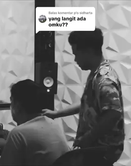 Membalas @p'o sidharta #qcenggs #senjatalangit #angin #rock #langit #rocknroll #rock90s #musikrock🎸 #rock80sy90s 