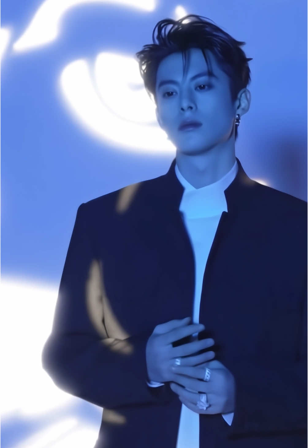 หล่อสลบ🫠💜✨ #dylanwang #dylan #wanghedi #หวังเฮ่อตี้ #ดีแลนหวัง 