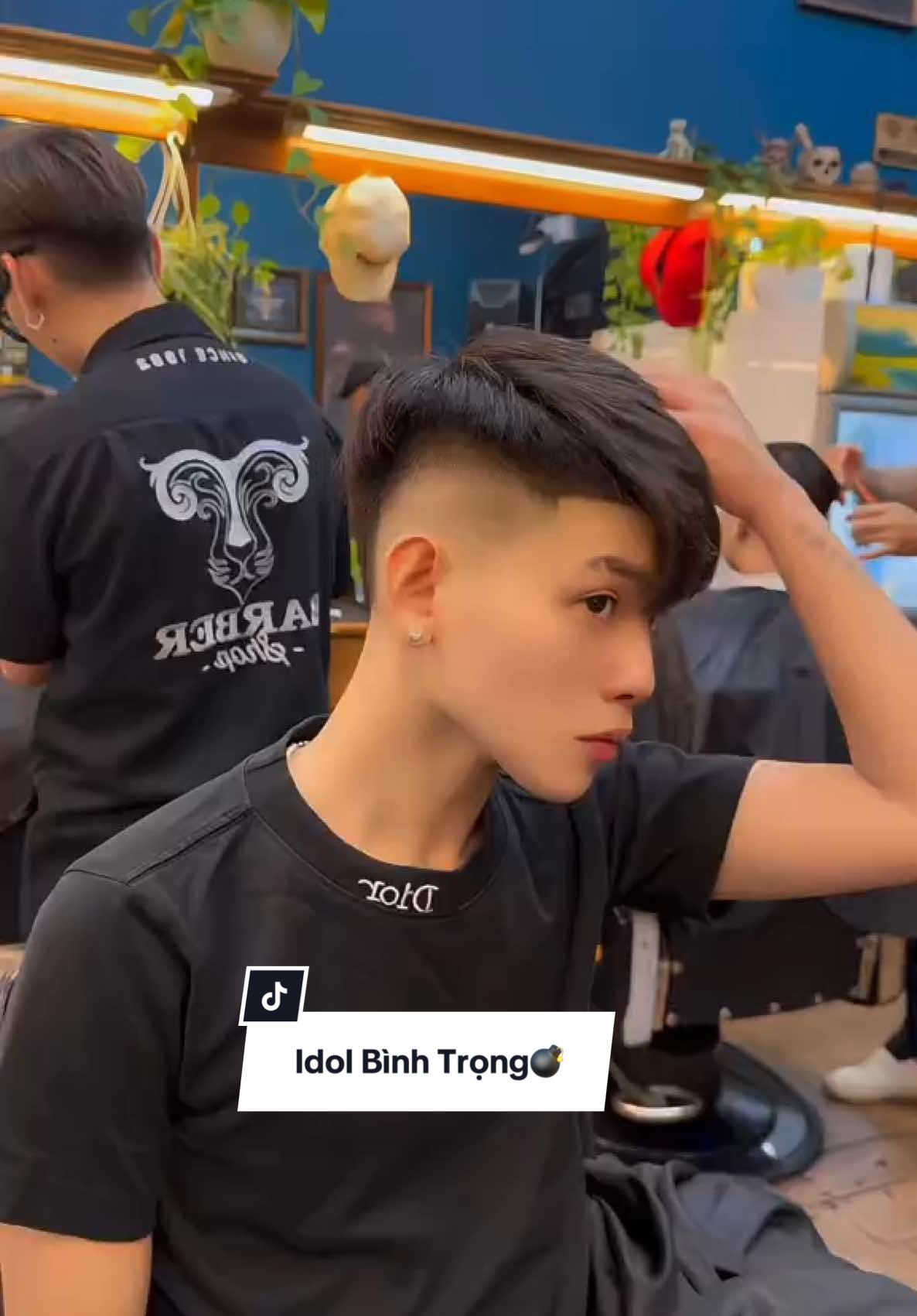 Thay đổi Cho Em Trai @Bình Trọng💣 💇🏻💇🏻💇🏻#phongcattoc #binhtrong💣 #vutribarbershop #barbershopvutri9 #xuhuongtiktok #xuhuong #virtuespomade 