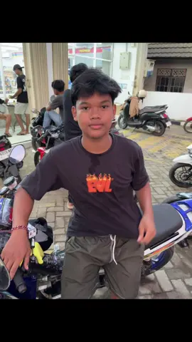 💦#fyppppppppppppppppppppppp #Suareee27 #masukberandafyp #fizr #2stroke #kalimantanselatan #kalimantantengah 