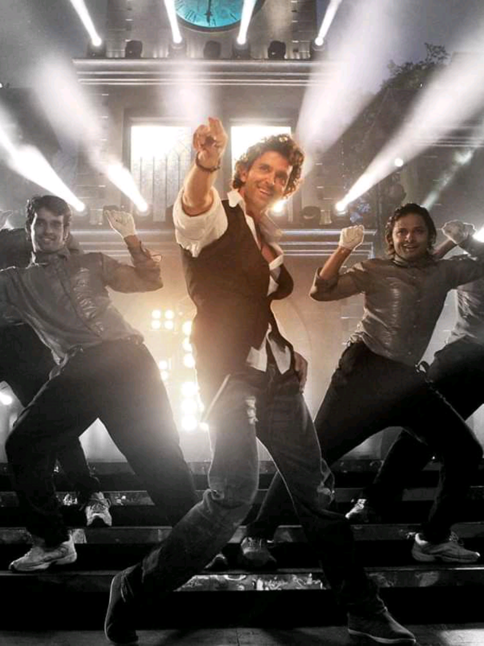 Tu Meri #bollywood #bollywoodsong #india #bangbang #hrithikroshan #katrinakaif #vishaldadlani #lyricsvideo #viralsong #trendingsong #fyp #fypage #fypシ゚ #foryoupage 