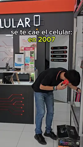 2007 vs AHORA #humor #comedia #gracioso #videogracioso #fun #funnyvideo #trending #trendingtiktok #celulares #celular #iphone #samsung #xiaomi #motorola #servicio #serviciotecnico #serviciotecnicodecelulares #puntocelular