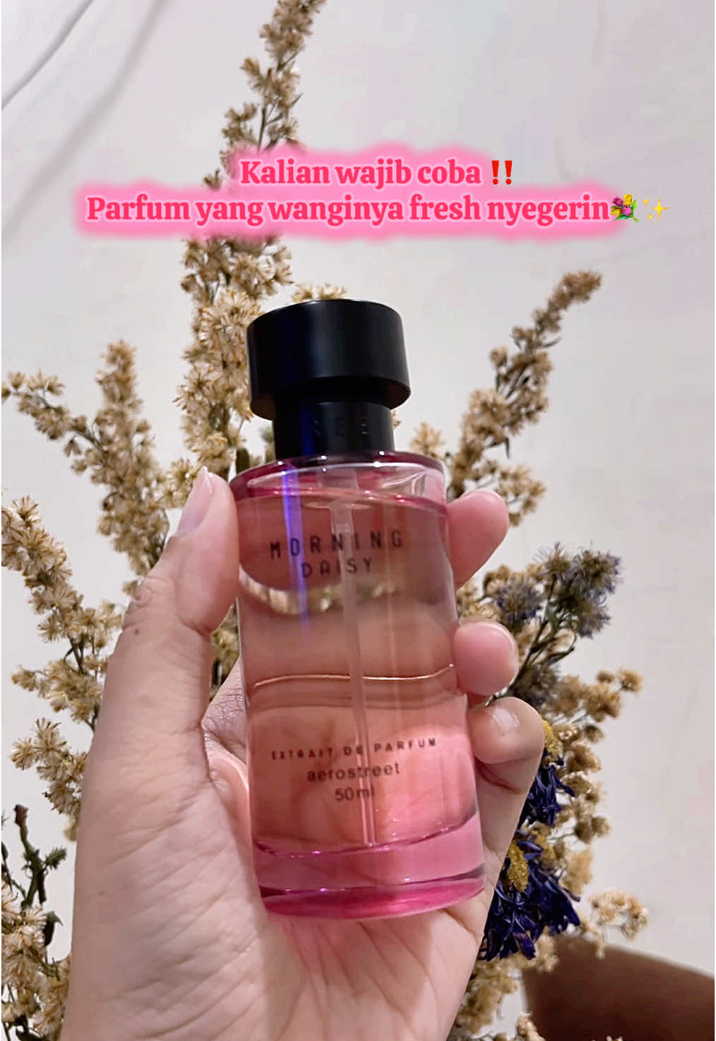 Cobainn dulu wanginya 💐 #parfumereccomended #parfumaerostreet #morningdaisy #parfumviral #trending #fypage #viral 