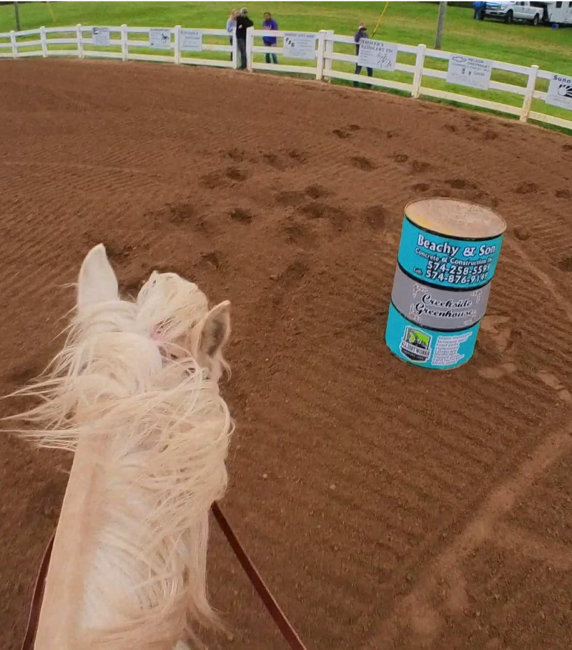 Spirit put down a nice pass last night 🤤 #fyp #western #country #rodeo #horse #horses #barrelracing #barrelracer 