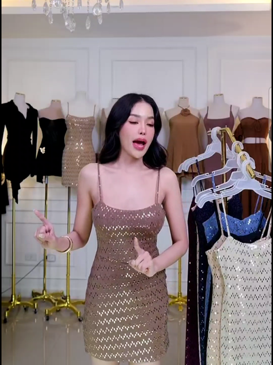 #dress #เดรสสายเดี่ยว แต่งวิบวับ ทรงเข้ารูป #เดรสสั้น 