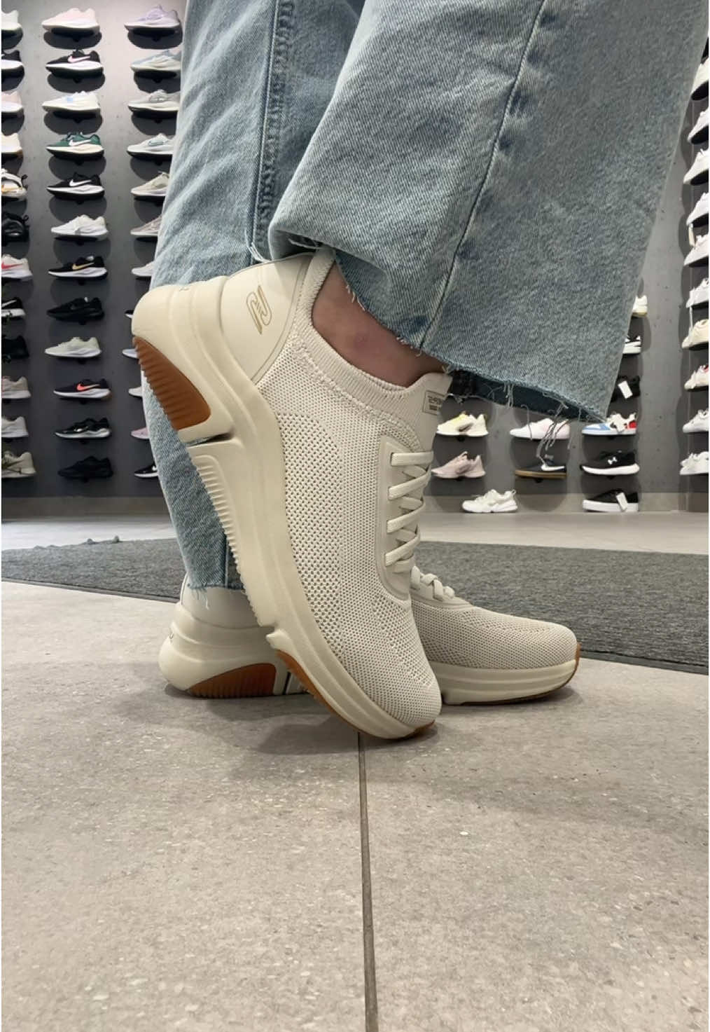 Skechers Bobs Sparrow Flex women’s shoes👟 موقعنا : رام الله - شارع الكلية الاهلية - عمارة الشام📍 خدمة التوصيل متوفرة لجميع مناطق الضفة والقدس والداخل المحتل📦 #bzu #aaup #viral #fyb #fyp #trend #trending #india #tiktok #saudiarabia #palestine #ramallah #لبنان #سوريا #springramallah 