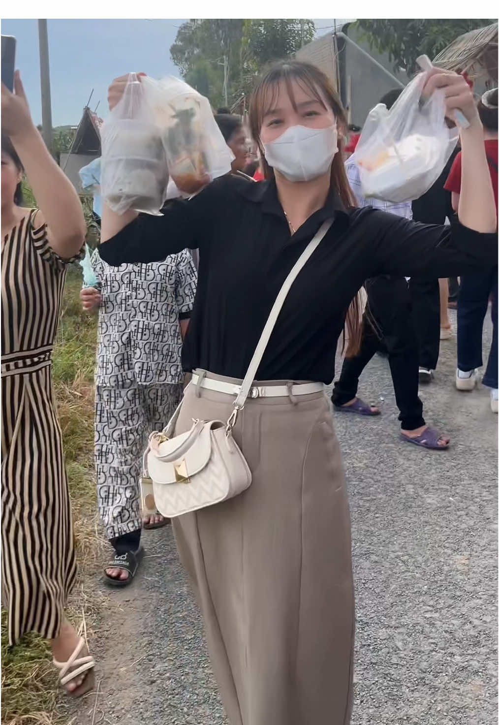 Tui sau giờ làm🥰 #chophienxomray #66dongthap #Vlog #dailyvlog #cuocsongthuongngay #CapCut 