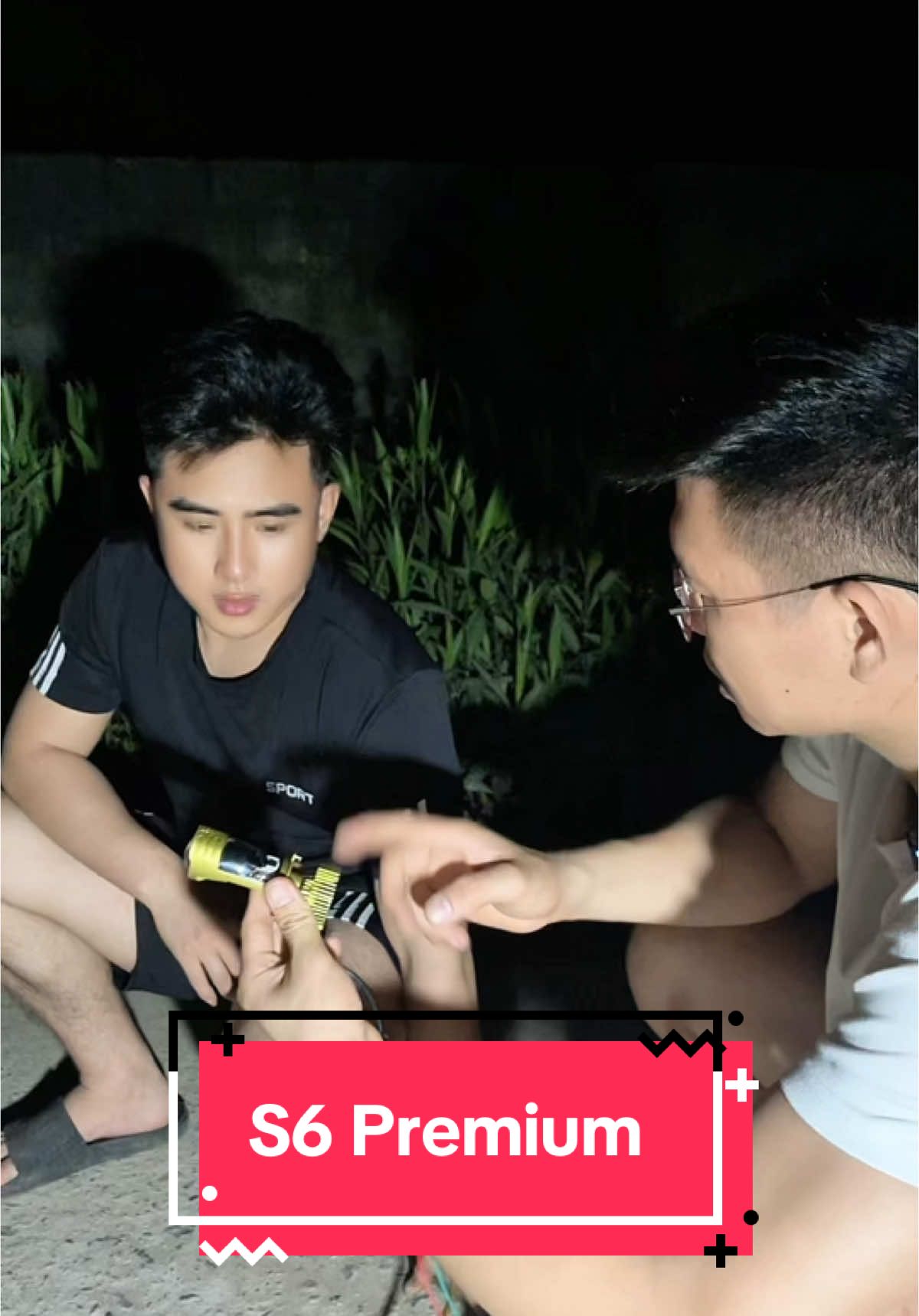 S6 Premium - Lắp OTo Xe Máy Chân H4 #denledsieusang #s6premium 