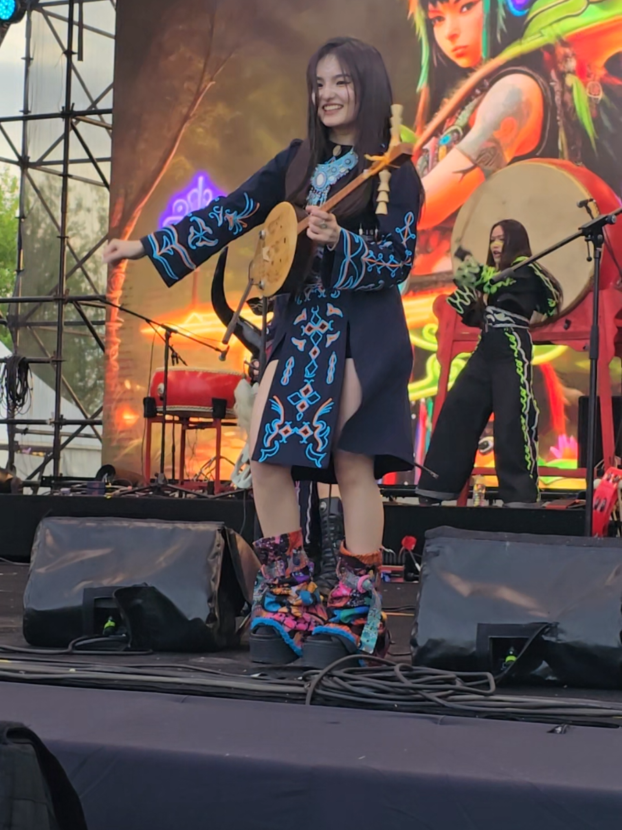 Achanay's dance with AZyan's singing will have a magical effect @BIG FAN OF OTYKEN @OTYKEN #Otyken 