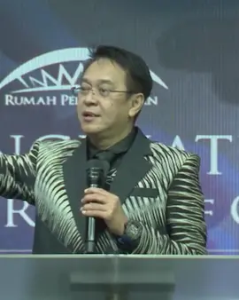 Yesus Setia - Pdt. D. Edy Prajitno #YesusSetia #danieledyprajitno #keluargabesargbimedanplaza