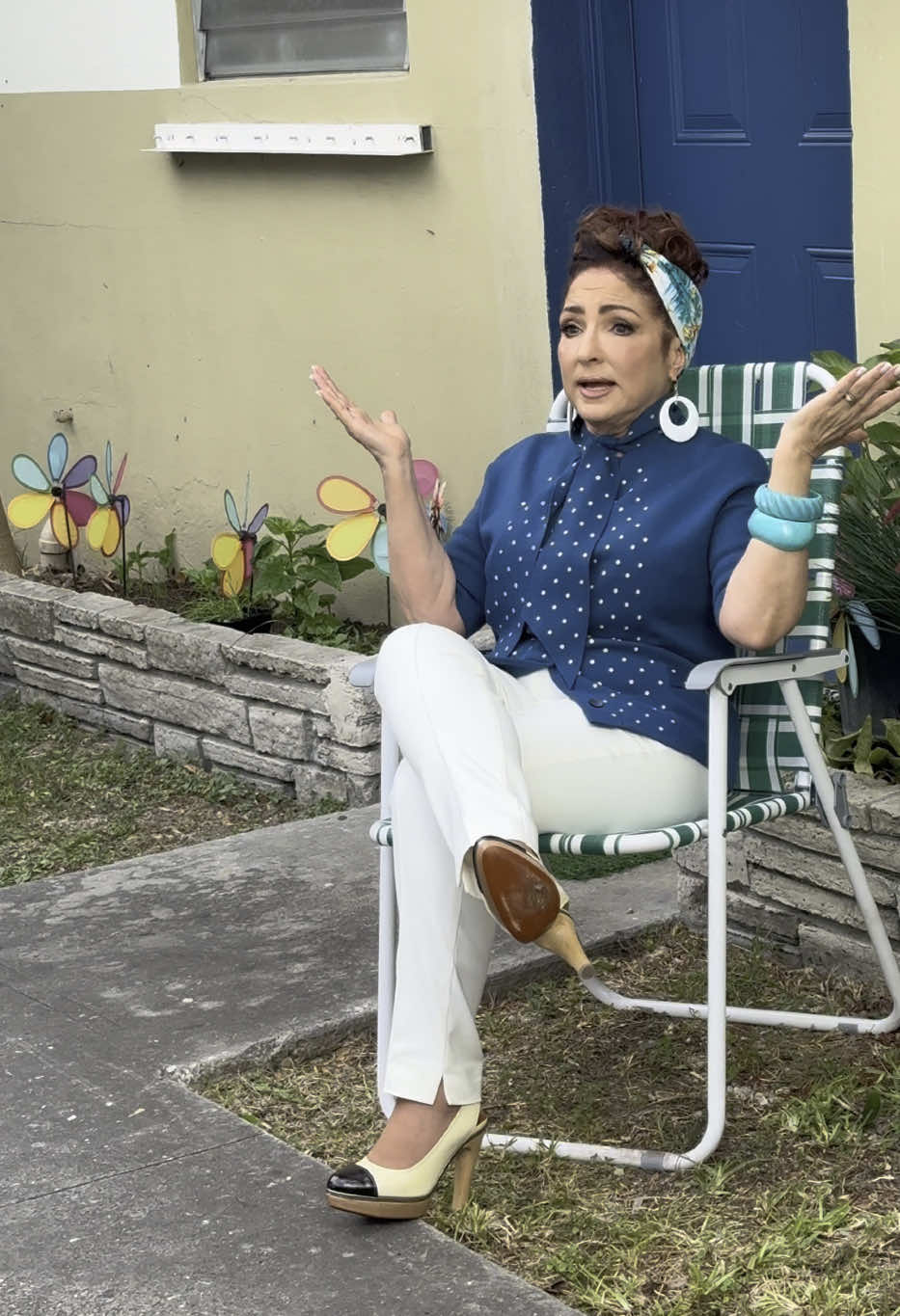La Vecina “No Se Na’” @gloria_estefan 🎬🎶  #bts #behindthescenes #gloriaestefan #lavecina 
