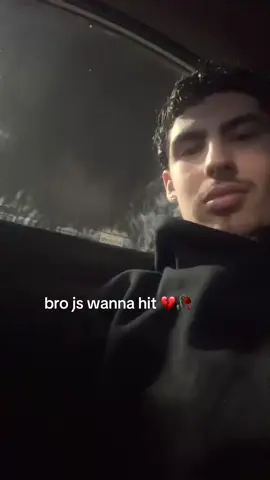 They aren’t letting you hit bro 💀 #sendhelp #bro #femenism #femenist #womansrights #xyzcba #fyp #viral 