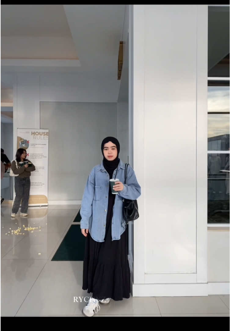 obsessed. #outfit #outfitideas #fitcheck #outfitoftheday #ootdhijab 