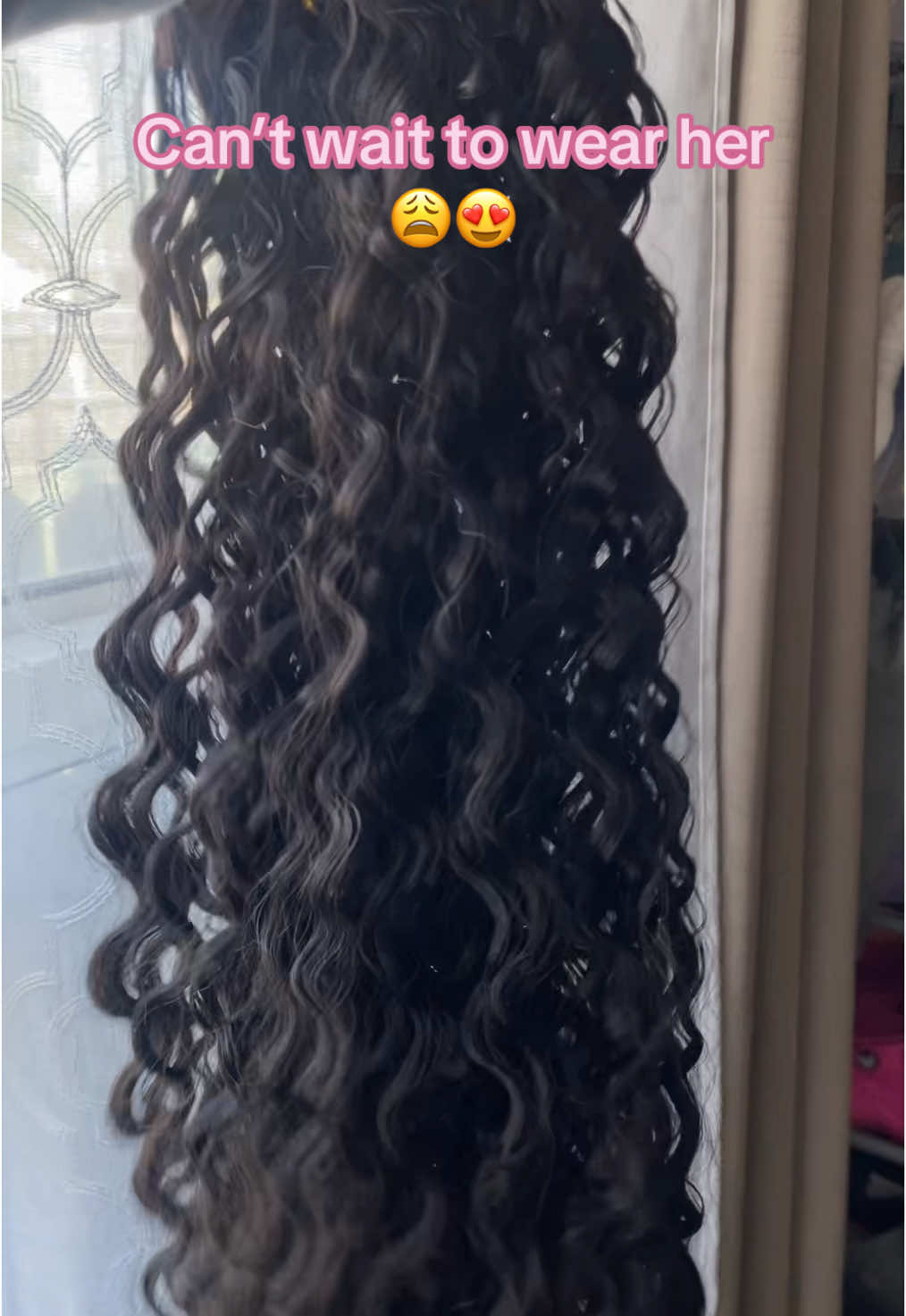 My favorite brand sent me a package 😭 I will be putting these on today so stay tuned 🥰 #fypシ #fypシ゚viral #foryoupage #curlyhair #hair #hairextensions #extensions #curlyhairextensions #reecho @Reecho Hair Extensions #foryoupage #foryoupage❤️❤️ 