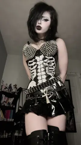 🦭 #goth #gothgirl #gothic #gothtok #gothmakeup #emo #alt #emogirl #alternative #altgirl #alternativegirl #gothicstyle #gothfashion #gothgf #fyp #fypシ゚viral #fypシ #fypage #gothbabe 