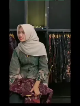leres mbak zara  #fyp #fyp #fyp #fyp #zara #alisabatiksolo #zarastzy_ #sultanbatik27 #fypviraltiktok 