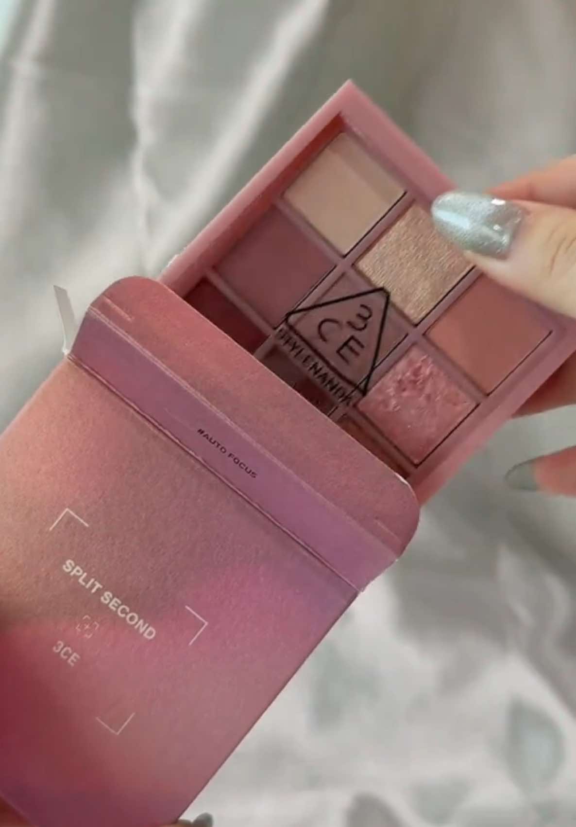 #3CEMULTIEYECOLORPALETTE พาเลทตาสี #AUTOFOCUS ครบจบ ตลับเดียวคุ้มมากกก ✨ #palette #พาเลทตา #เมคอัพลุค #ป้ายยา #รีวิวของดีบอกต่อ #3CETH