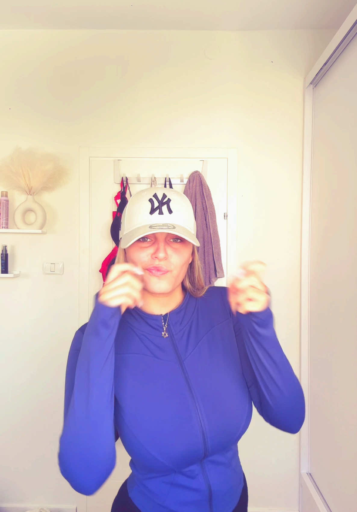 הסרטון הקודם היה מלא באהבה אז עשיתי עוד אחד #CapCut #singalong #4u #fyp 