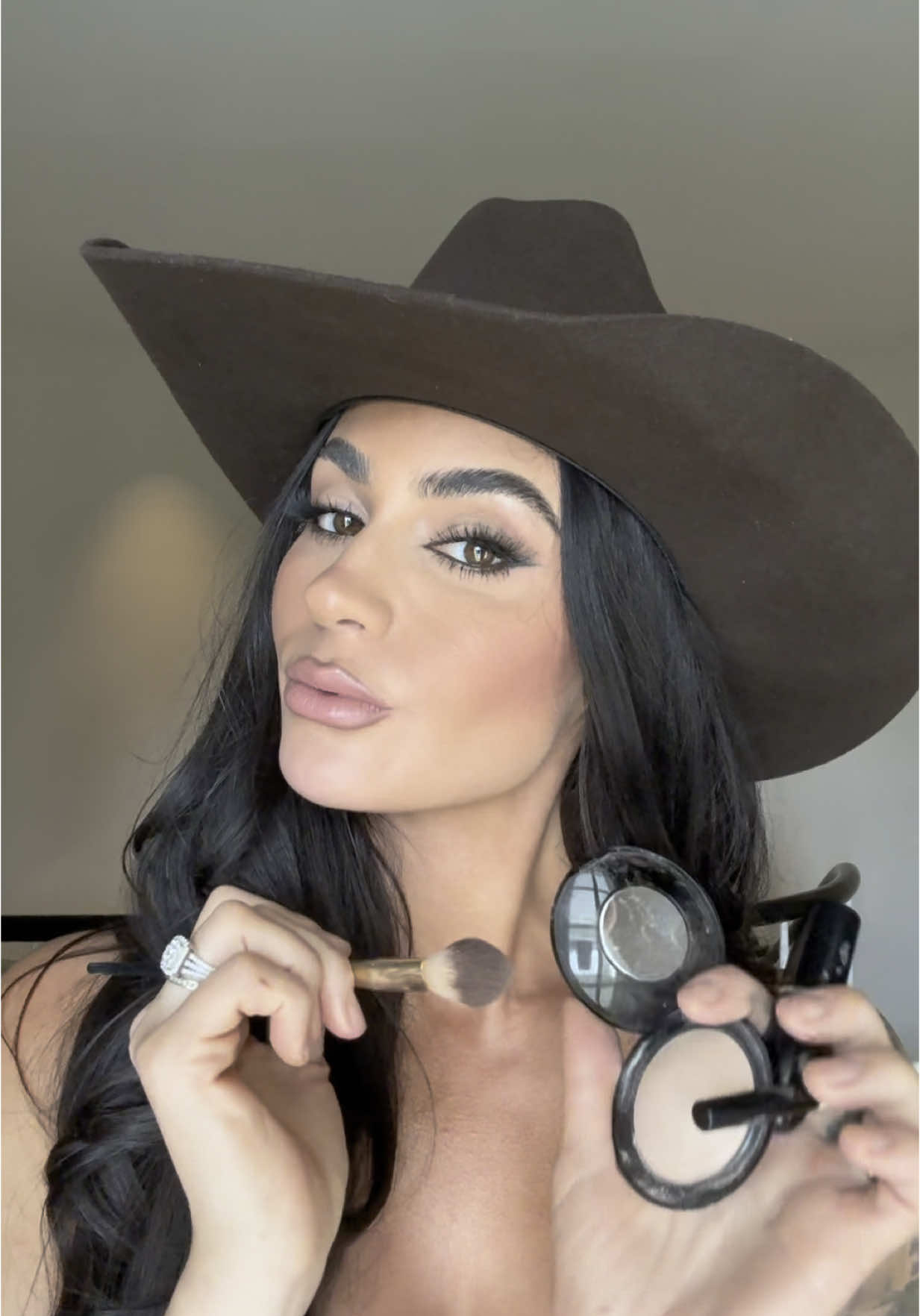 I always have these three things in my touch up kit @makeupbymario lip liner almond @maccosmetics thanks it’s Mac and @Pat McGrath Labs medium skin fetish sublime perfection