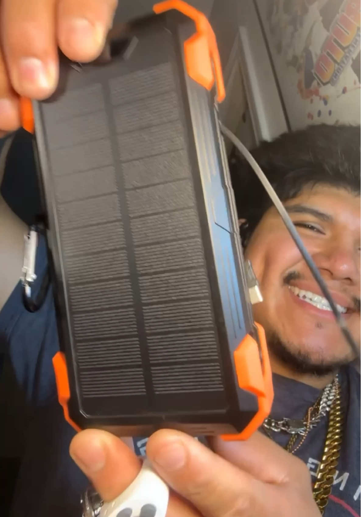 W33 Solar Power Bank 4 Cables, 15W Fast Charge, 2 USB-C, 1 Lightning.: This W33 Solar Power Bank is incredibly versatile with its five outputs and three inputs. It's like having all your charging cords in one, making it perfect for anyone with multiple gadgets. One of the standout features of this power bank and its large battery capacity. This premium battery can provide extra-long charge time and power up to five devices simultaneously. It's perfect for long trips or outdoor activities where you need reliable power to keep all your devices going. The W33 power bank also comes with three modes of flashlights, including an SOS and strobe light setting, which are great for emergency situations. This dual bright LED flashlight setup makes it a valuable tool not only for everyday use but also for camping or other outdoor activities. 😎🔥  #solarpower  #solarpowered  #solarpowercharger #TikTokShop #tiktokshopping  #tiktokshopfinds #birthdaygift #gift #anniversarygift #giftideas #birthday #weddinggift #gifts #Love #giftforher #giftbox #giftsforher #graduationgift #anniversary #giftsforhim #birthdaygifts #giftforhim 