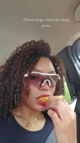 almost forgot this's the whole point 🤌 you'll always find me eating somewhere  #trending #latina #dominican #fyp 