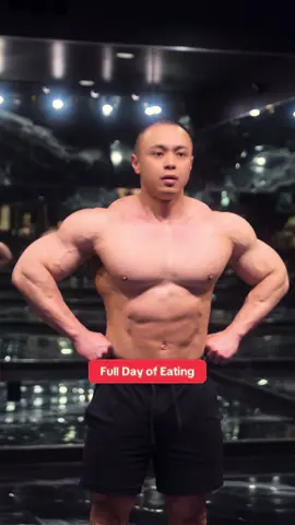 Full day of eating during a fat loss phase: 5meals per day (280c/200p/40f) and to trim INCHES off the waist & love handles. Simplicity is key. And choosing foods that don’t bloat you. #mealprep #healthyrecipes #healthyeating #weightloss #fitnessjourney #GymTok #FitTok 