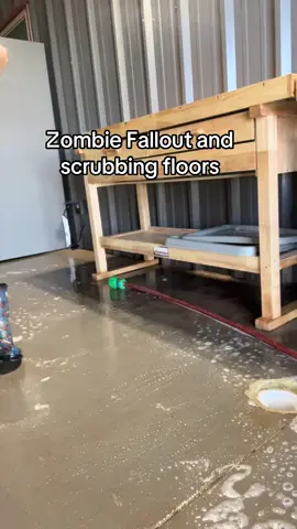 A few hours worth of cleaning flew by listening to Zombie Fallout by Mark Tufo. Butchering comes with a ton of scrubbing and disinfecting too. #zombiefallout #marktufo #butcher 