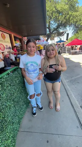 COMO LA FLORRRR!  don’t mind the stain on my shirt i spilt boba. #ashleytrevino   #viralvideo #fypシ #trending #funny #comolaflor #foryoupage 
