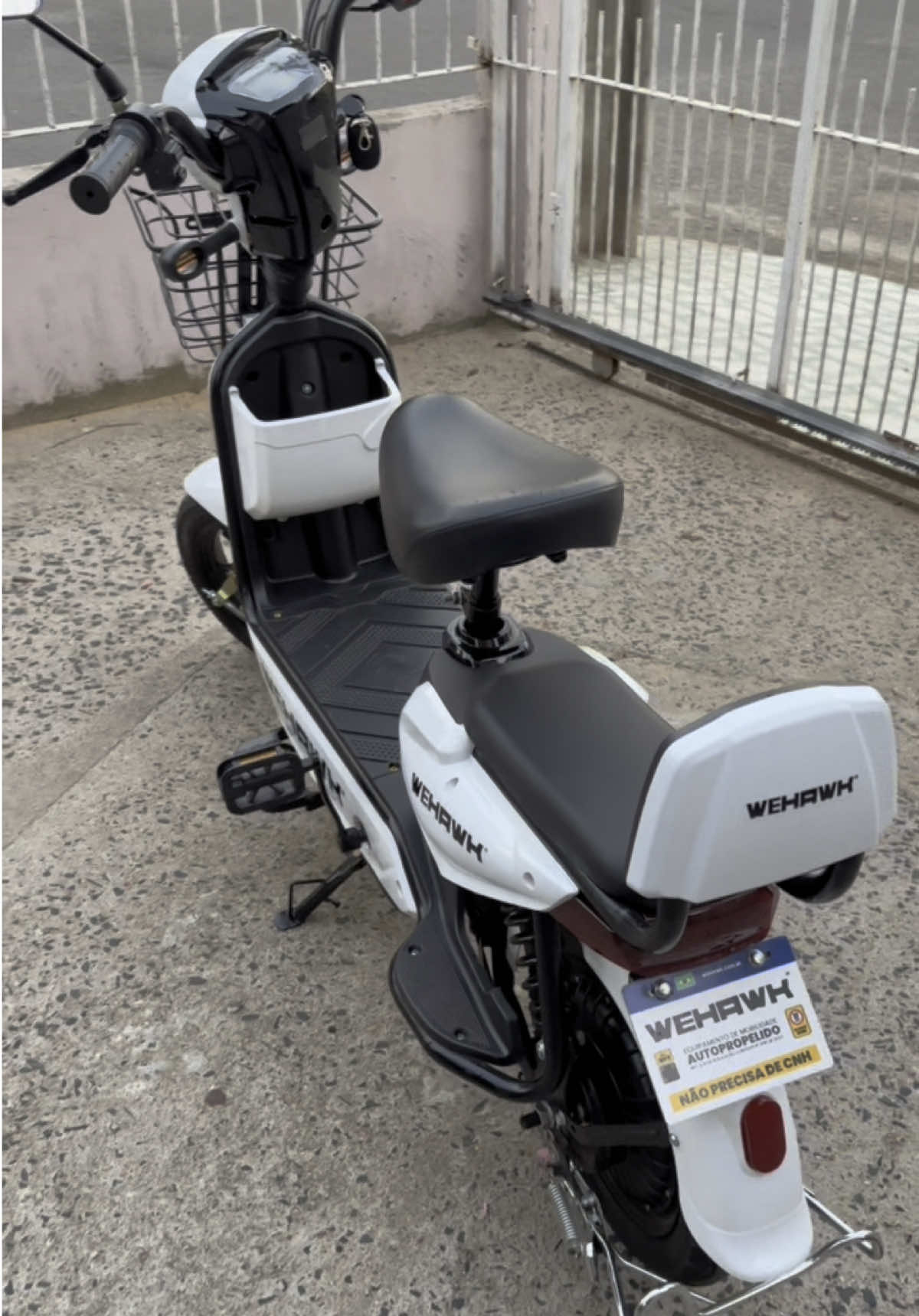Uma mini tour pela minha bike elétrica! 🛵 #CapCut #scooter #bikeeletrica #bicicletaelectrica #wehawk 