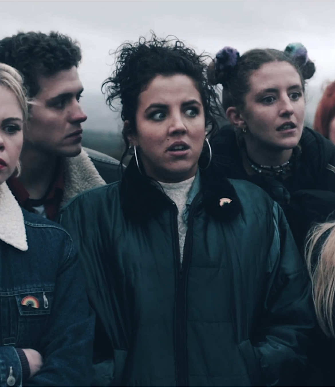 repost because the quality was so bad before #derrygirls #yellowjackets 