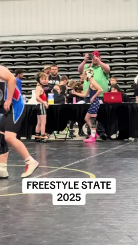 Freestyle state match 1 is a tech fall 😎 #fypシ #pinkhairedwrestler #wrestling #freestyle #freestylestate #freestylechampion #wrestlingtiktok #offseasoncompetition #growthmindset #raisedinawrestlingroom 