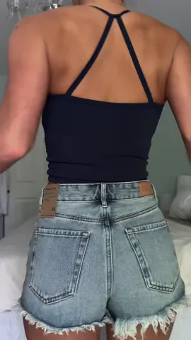 These fit soo good!😍😍#tryonhaul #pacsun #denimshorts #jeansshorts 
