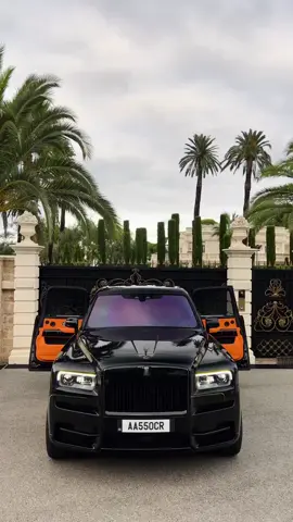 🧡🖤🖤🧡