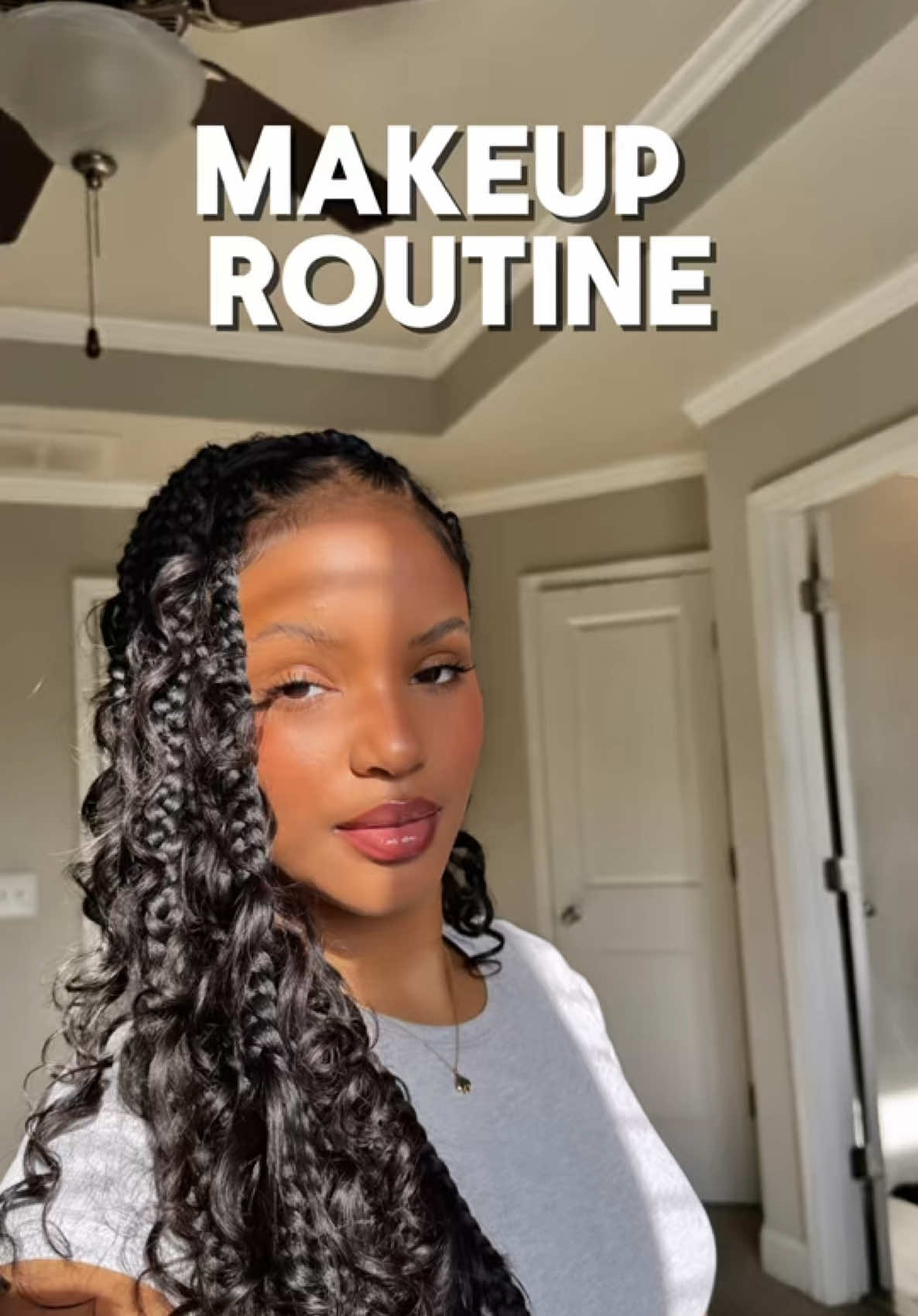 Needing makeup to determine whether the hairstyle is cute or not must be a universal black girl experience 🫂 Products used: @Anastasia Beverly Hills @DanessaMyricksBeauty @Haus Labs by Lady Gaga @ONE SIZE BEAUTY @Benefit Cosmetics @elfcosmetics @Rare Beauty @Charlotte Tilbury @sephora #bohobraids #bohoknotlessbraids #makeup #softmakeup #nomakeup 