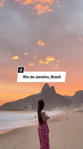 So excited to share all of my Rio tips 🇧🇷  Follow IG mineiathena for more 💛 #rio #brasil #riodejaneiro 