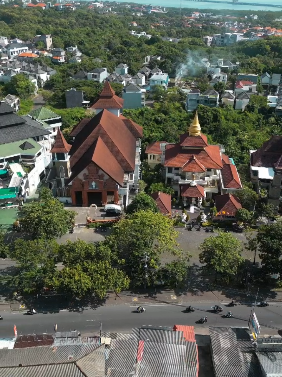 yang sering beribadah di tempat ini & tau tempat ini, jangan lupa meninggalkan jejak di kolom komentar lokasinya ada di nusa dua - bali #gereja #nusaduabali #benoabali #gerejakatolik #pujamandala 