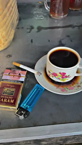 Ngopii woo☕️#ngopipagi #kopidangdut #fyp #dangdut 