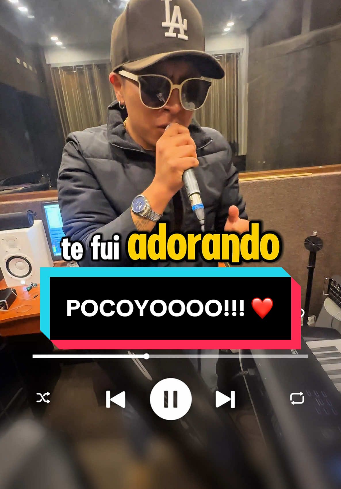 A ver En baladita 😪 #ypocoapocotefuiadorando #sequeteamo #corazonserrano #temerarios #juliacacity #fypシ゚ #foryoupage #viralvideos #Cumbia #bolivia🇧🇴 #mexico🇲🇽 #cover @ResistenciaCumbiera 