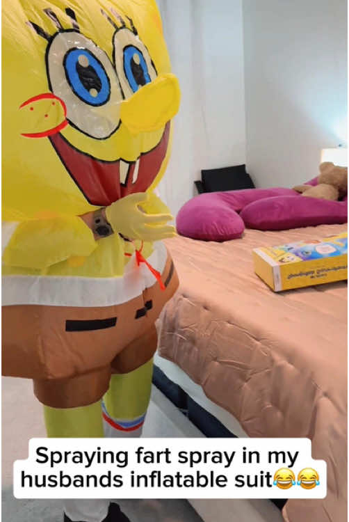 A fast spray prank #usa #funny #funnyvideos #prank #tiktok #funnytiktok #foryou #interesting 