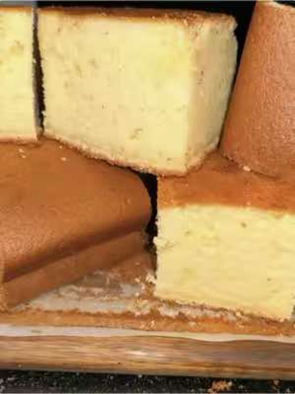 مواد لازم کیک  ۸ عدد تخم مرغ  ۲ پیمانه شیر  ۲ پیمانه شکر  ۲ پیمانه روغن  ۲ قاشق غذاخوری بیکینگ پودر  مقدار خیلی کم نمک  ۴ پیمانه آرد  درجه حرارت  فر را از ۲۰ دقیقه قبل با دمای ۳۵۰ درجه فارنهایت یا ۱۸۰ درجه سانتیگراد گرم کنید. به مدت ۴۰ تا ۵۰ دقیقه بپزید.  طرز تهیه کیک اسفنجی بسیار مزه دار و آسان#طرز تهيه بهترين كيك نرم و اسفنجى براى عيد # كيك اينگونه بيزيد تا نرم و اسفنجى بيايه# تمام نكات لازم در مورد يك كيك عالى# طريقه روشن كردن داش براى كيك# كيك را اينگونه بيزيد تا يفكى بيايد#كيك جاى# پخت كيك ساده افغانى# چى كار كنيم تا پف كيك ما از بين نرود # دستور پختن كيك بسيار خوشمزه ونرم افغانى# پخت بهترين كيك# كيك  كم روغن #طريقه آسان پختن كيك در خانه # عصرانه يا صبحانه#بهترین #آماده #آسان #مهشور #عالی #تیک # Ingredients 8 eggs 2 cups milk  2 cups sugar  2 cups oil  2 tablespoons baking powder  a very small amount of salt  4 cups flour Cooking time Preheat the oven to 350°F or 180°C for 20 minutes. Bake for 40 to 50 minutes. How to make a very tasty and easy sponge cake # How to make the best soft and spongy cake for Eid # How to bake a cake like this so that it is soft and spongy # All the necessary tips for a great cake # How to lighten the oven for a cake # How to bake a cake like this so that it is fluffy # Cake place # Baking a simple Afghan cake # What should we do so that our cake puff does not disappear # Recipe for a very delicious and soft Afghan cake # Baking the best cake # Low-fat cake # Easy way to bake a cake at home # Dinner or breakfast # How to make a two-tone sponge cake/ Recipe for cocoa cake/Bake the cake like this so that it is soft and spongy/All the necessary tips for.a great cake/How to light the dash for a cake/ we Bake the cake like this so that it is puffy/ Tea cake/Simple Afghan cake/What to do so that our cake puff does not disappear/Recipe for as very delicious and soft Afghan cake/ How to make the best soft and spongy cake for Eid # Bake the cake like this so that it is soft and spongy # All the necessary tips for a great cake # How to light the dash for a cake # Bake the cake like this so that it is puffy # Tea cake # Simple Afghan cake yacht # What to do so that our cake puff does not disappear # Recipe for a very delicious and soft Afghan cake # The best cake yacht # A little bit of a cake # Easy Mal to male a cala at hama t Malicinic kh##Sugar##Best##Famous##Prepared##TikTokShop# گ