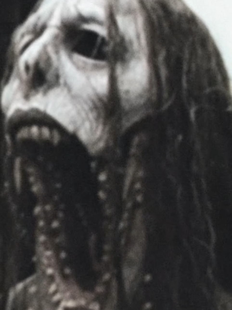 omg this is scary 😶 #creepypasta #terror #BizarreCreatures #scarytok #ParanormalCatch #CaughtOnCamera 