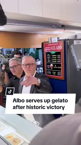 Prime Minister Anthony Albanese has celebrated his historic election win by dropping into iconic inner-west restaurant Bar Italia to serve up gelato to some happy locals.⁣  🔗 Read more in our bio ⁣ #albo #anthonyalbanese #pm #australia #auspol 