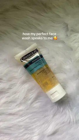 my holy grail and affordable facewash #fyp #fyyyyyyyyyyyyyyyy #trending #facewash #celeteque 