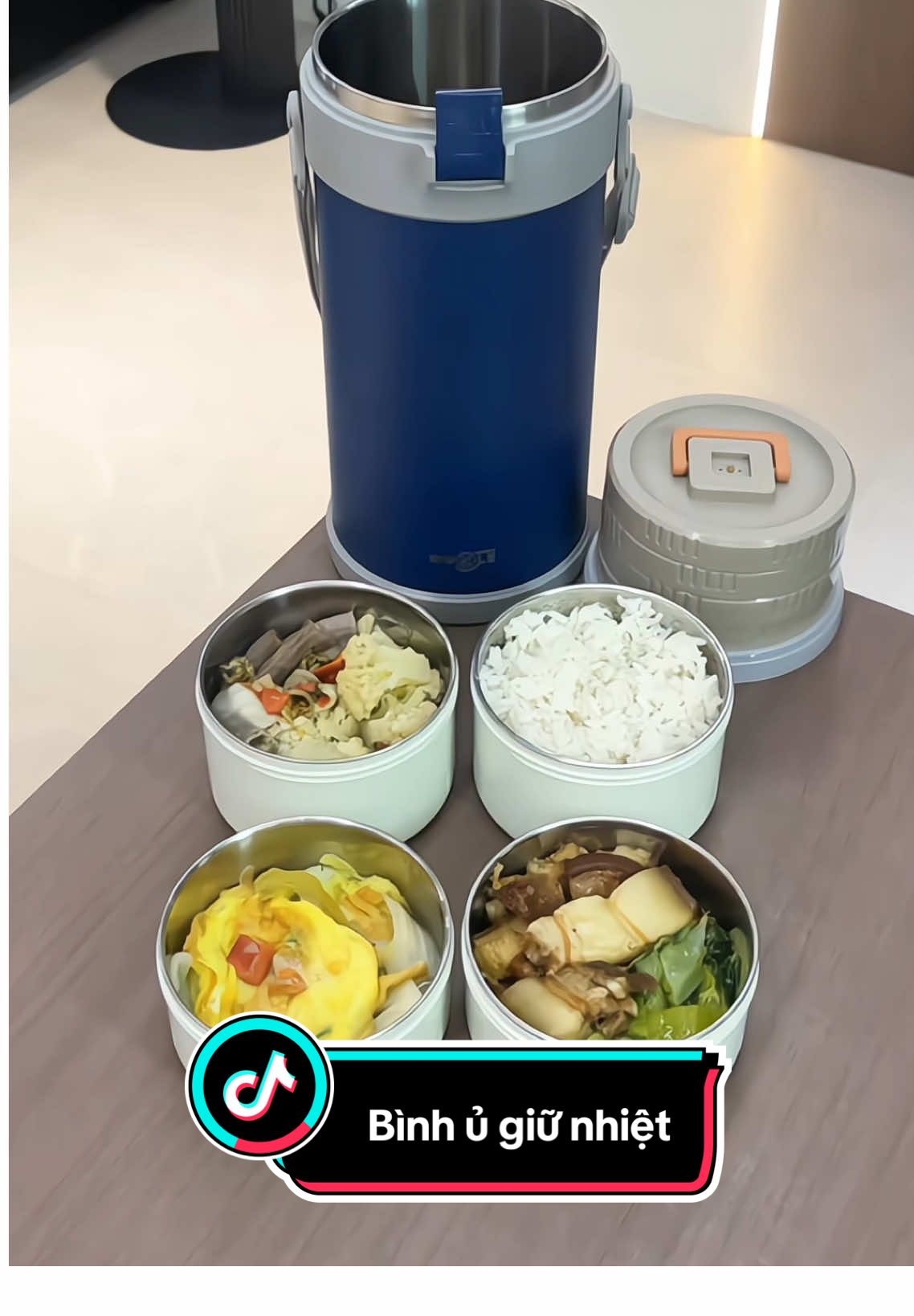 Bình ủ cơm giữ nhiệt 9-12 tiếng #tienich #giadungthongminh #hopcomvanphong #hopcomgiunhiet #LearnOnTikTok 