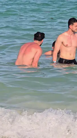 😍😍😍#playamamitas pero que Guapura 😅😅