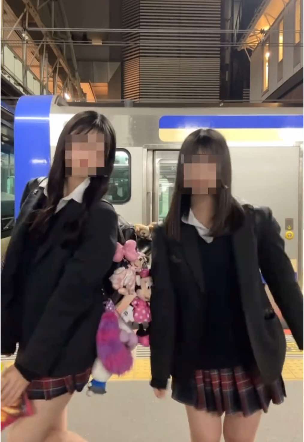 帰りの電車人身事故でほぼ2時間遅延小学生だって@ココナ #千葉#全身#jk