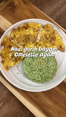 Mpasi nasi gurih bayam omelet Start 12 bulan Credit @rikeayunovita  Merasa terhibur dengan postingan kami?  Follow terus IG @momandkiddy untuk banyak postingan dan info seputar kehidupan emak emak lainnya. 🙂 @momandkiddy @callysta.richelle Untuk resep mpasi bayi follow juga  @mpasiresepid Untuk tips menjahit follow juga @mesinjahitmakassar #infoanak #kesehatananak #momandkiddy