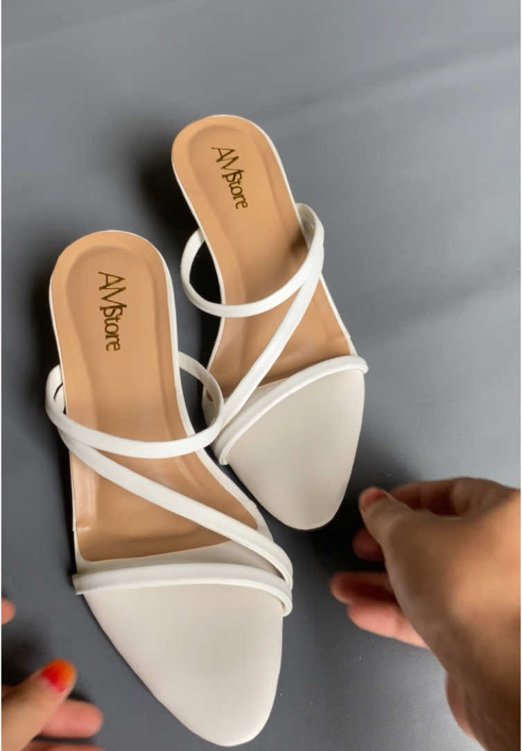 Unboxing Heels lilit Lancip 👠 #affiliatemarketing  #pemula #unboxing  #unboxingvideo #fyppppppppppppppppppppppp 