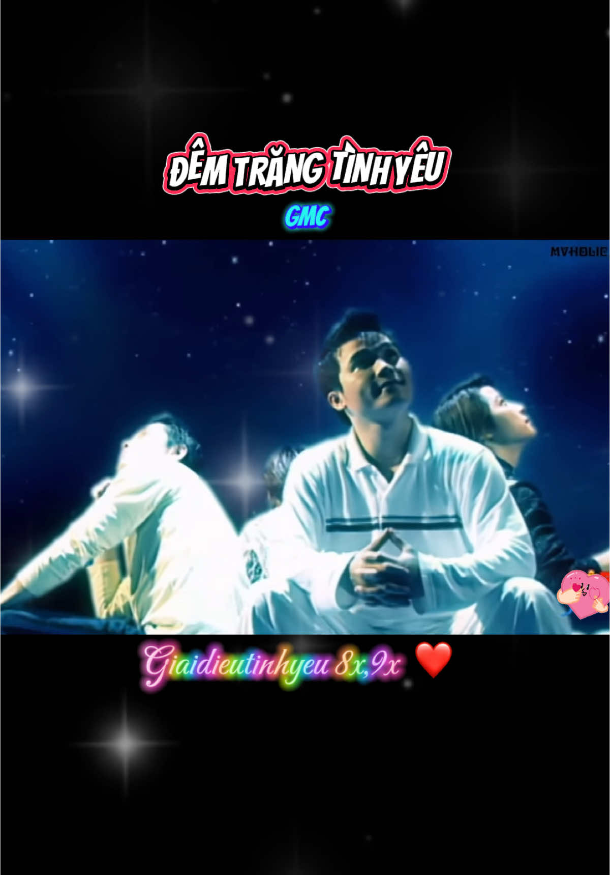 “ĐÊM TRĂNG TÌNH YÊU” được phát hành vào năm 2001 ca khúc khá Hot thời ấy.