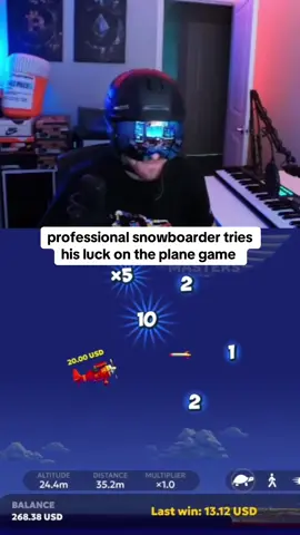 professional snowboarder tries his luck on the plane game #snowboarding #planegame #kickstreaming 
